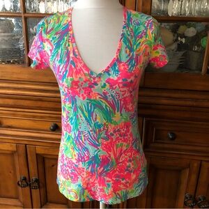 EUC Lilly Pulitzer Colorful V-Neck Top
